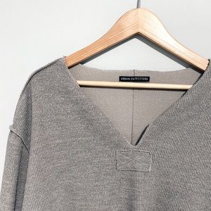 Urban Outfitters Long Sleeve Sweater